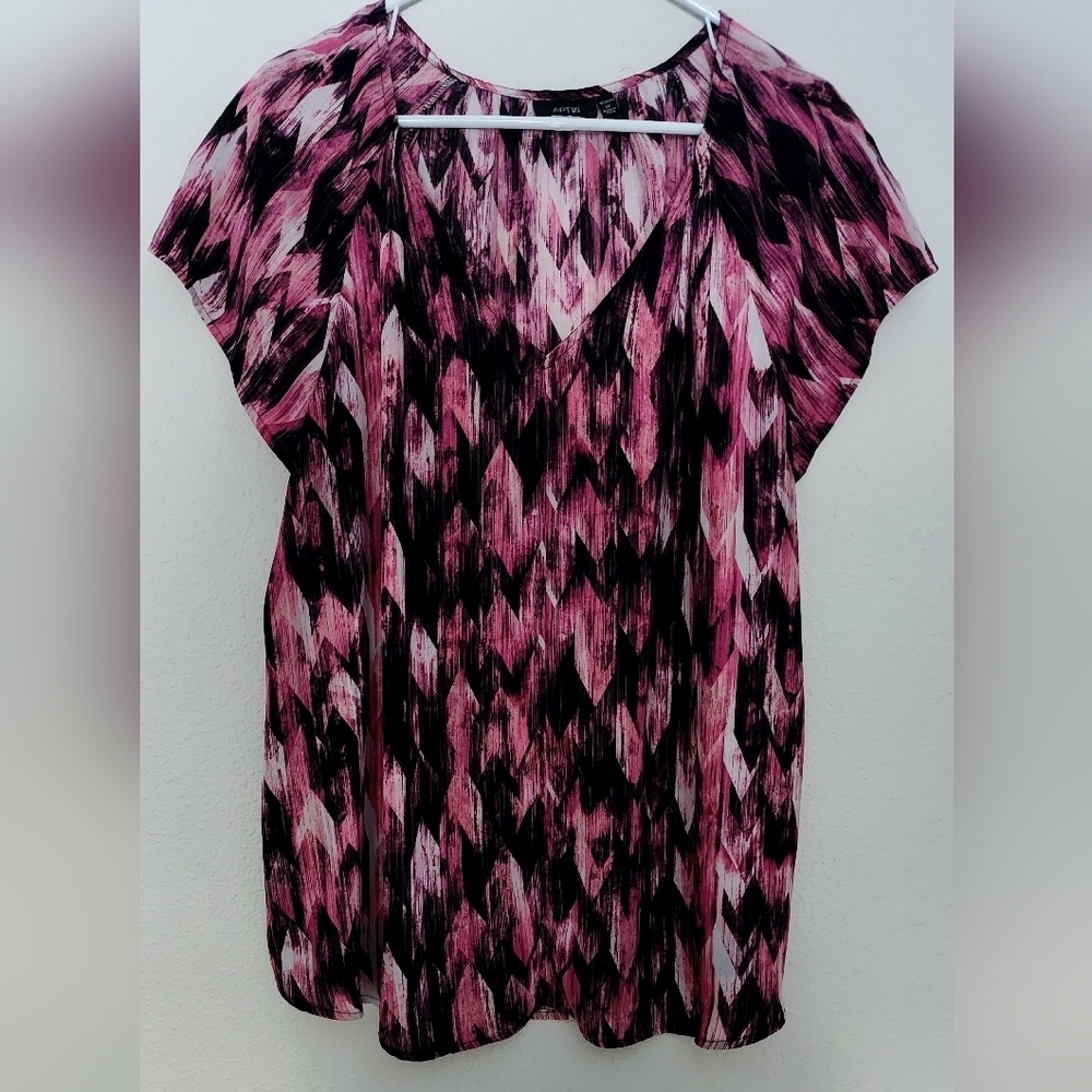 APT. 9 Ladies Pink and Black Blouse V-neck Cap Sleeve Tunic Top Sz 1X EUC